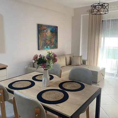 Ivory Rose Center 500mbs Vlorë