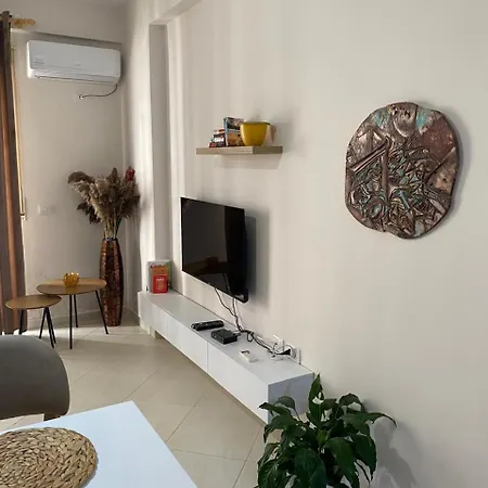 Ivory Rose Center 500mbs アパート Vlorë