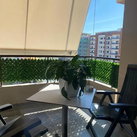 Ivory Rose Center 500mbs アパート Vlorë